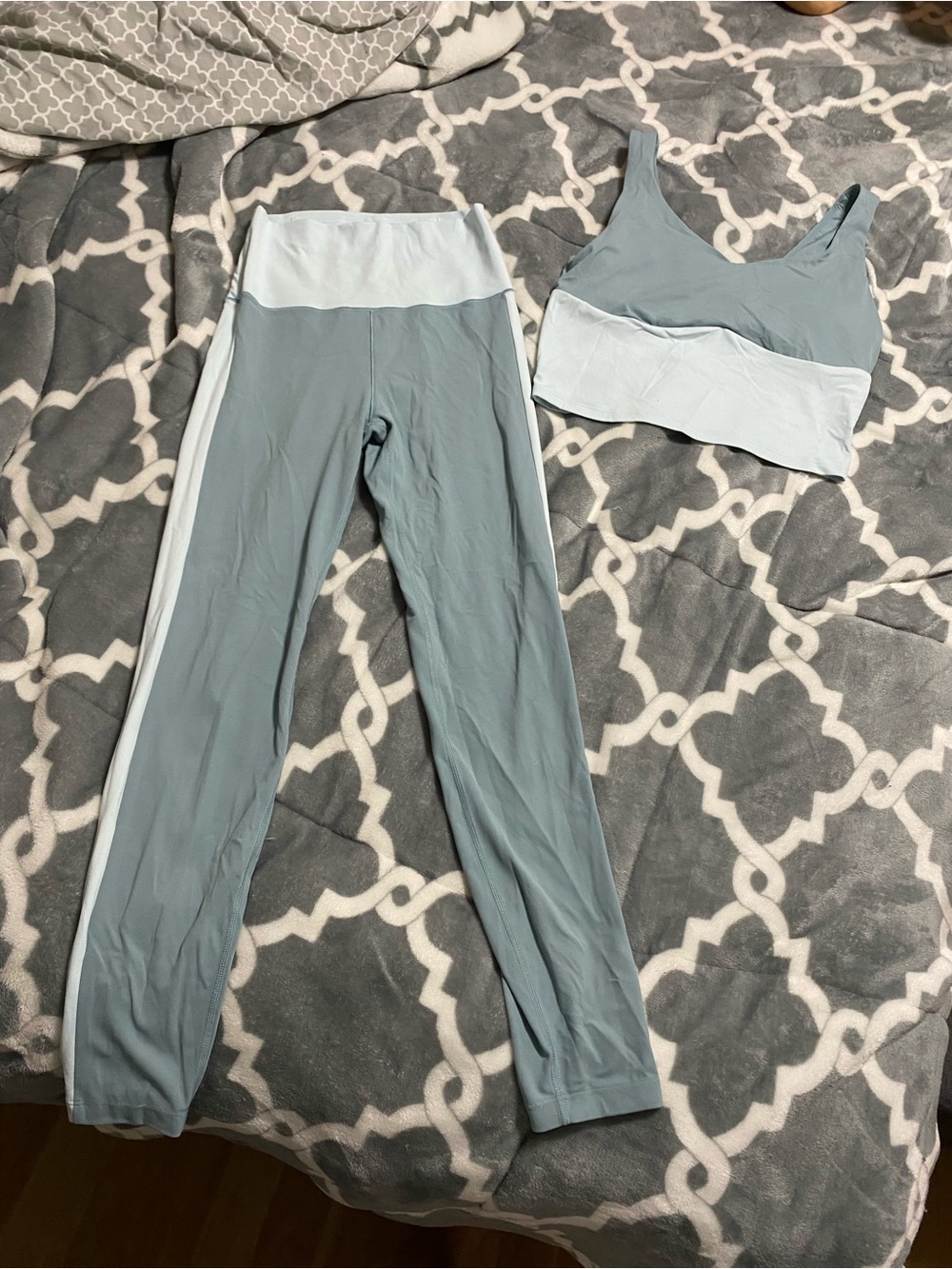 OLD NAVY blue leggings bra crop top set SZ S